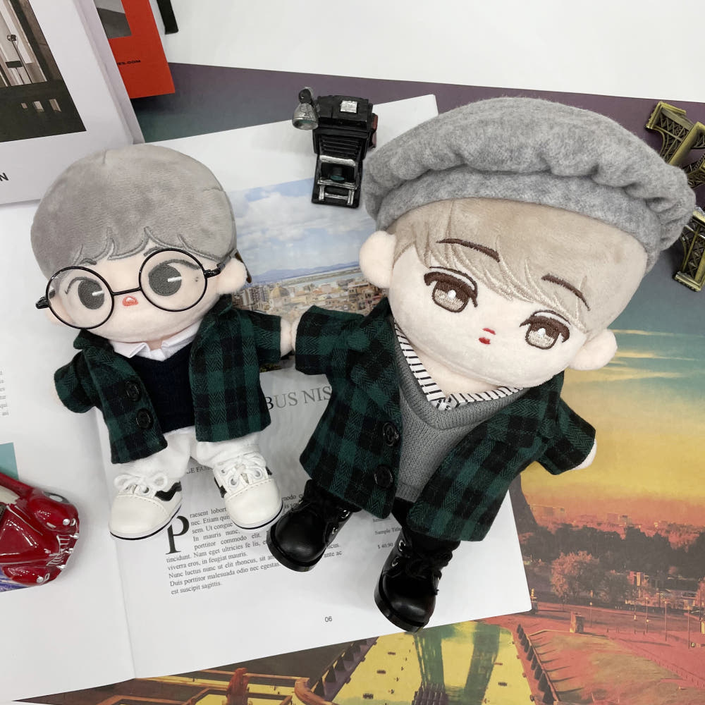 15cm/20cm Plushie Clothes: Plaid Coat | Oshi Plushie Clothes